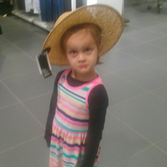 Meet your Posher, Hailey - Picture 1 of 1